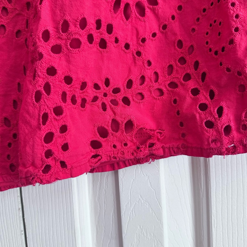 Elegant Eyelet Women's Blouse in Vibrant Red - Picture 5 of 8